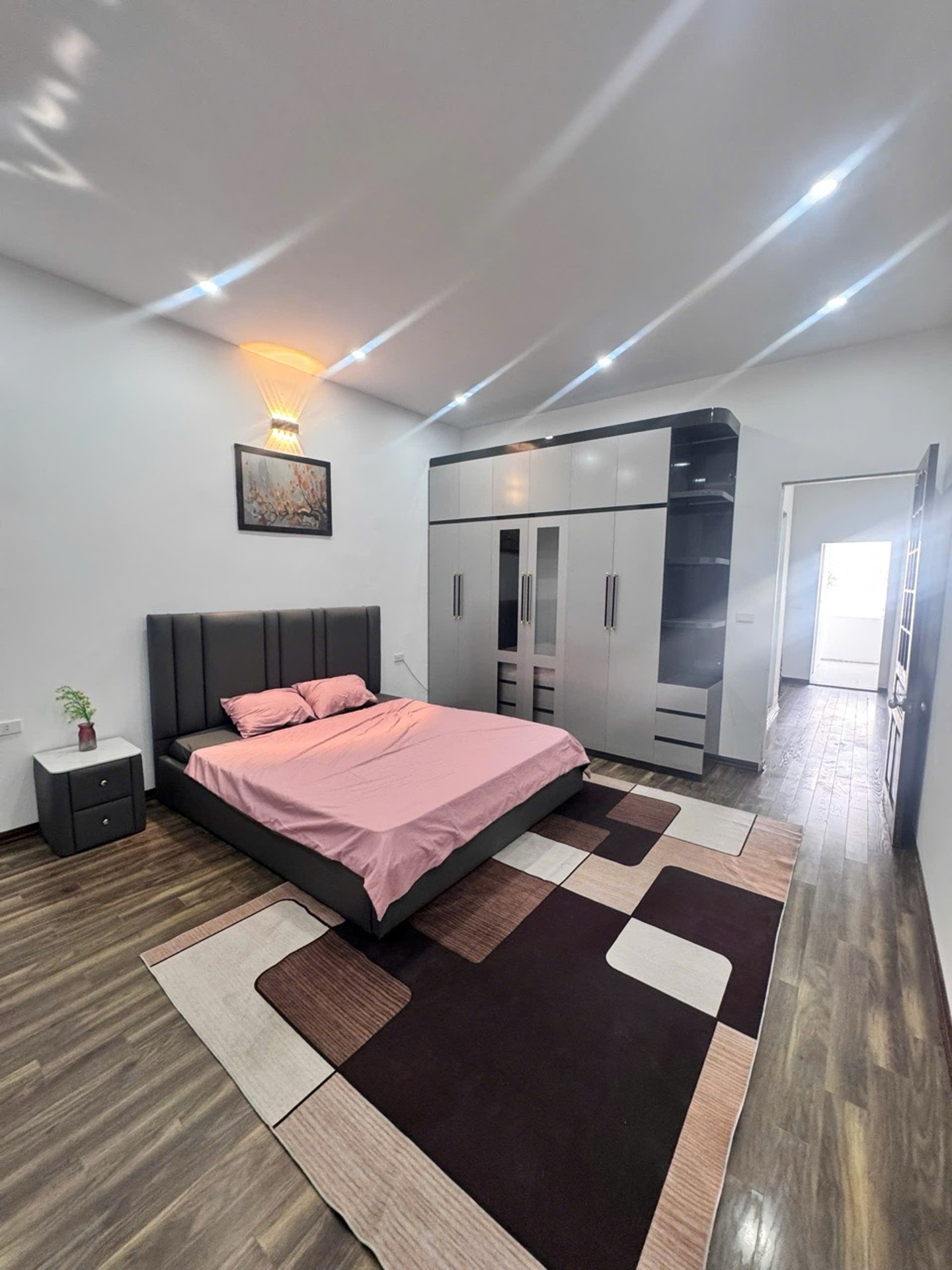 🌷NHÀ DÂN XÂY 57M  - 9900Tr  SỔ ĐỔ - GẦN PHỐ - SIÊU RỘNG THOÁNG - FULL NỘI THẤT - NGUYỄN VĂN LINH / LONG BIÊN🌷  16013229