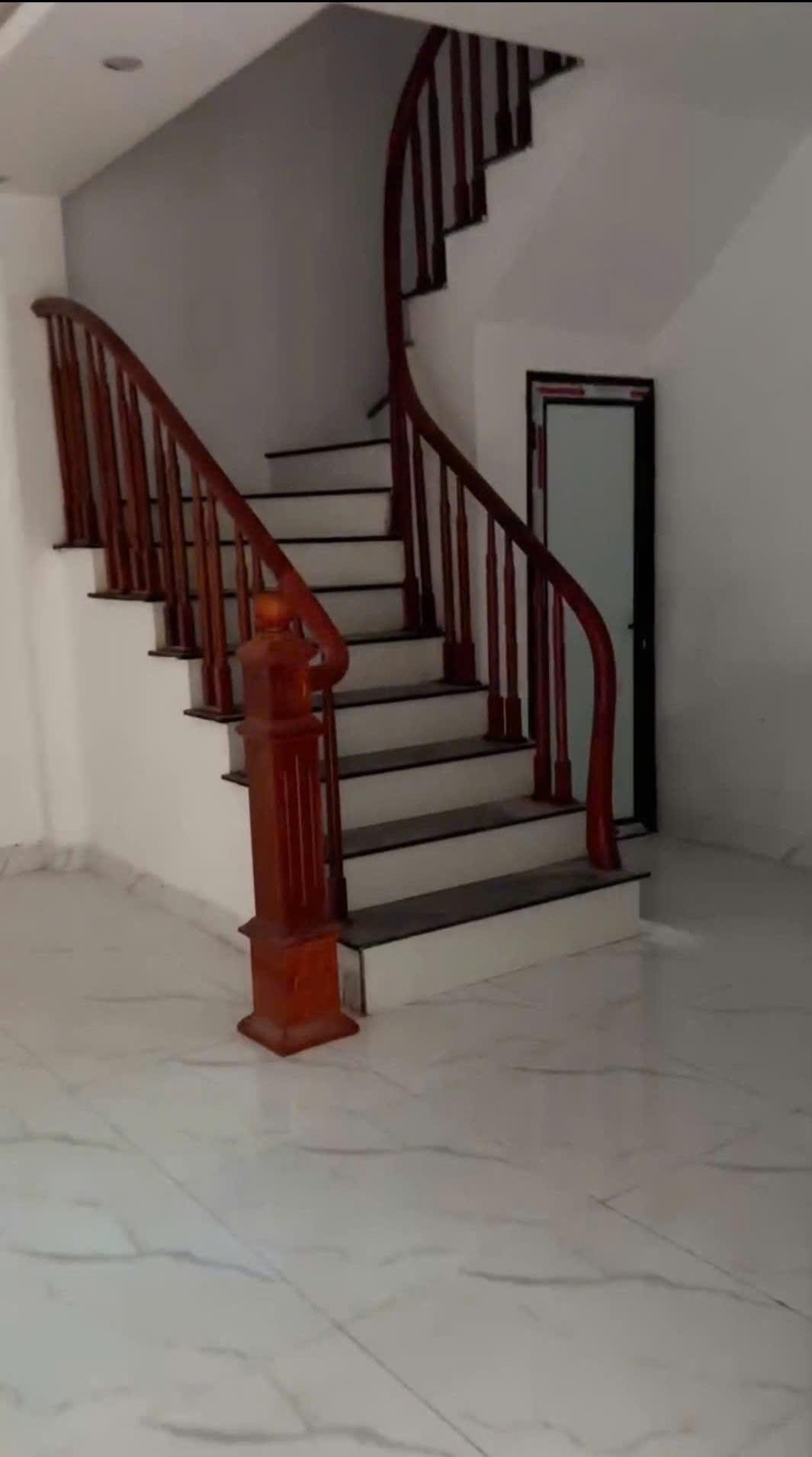 BÁN NHANH NHÀ ĐẸP – CHÍNH CHỦ 5 TẦNG – 3 NGỦ – GIÁ 5,2 TỶ -  gần khu D Gleximco Dương Nội. 16013257