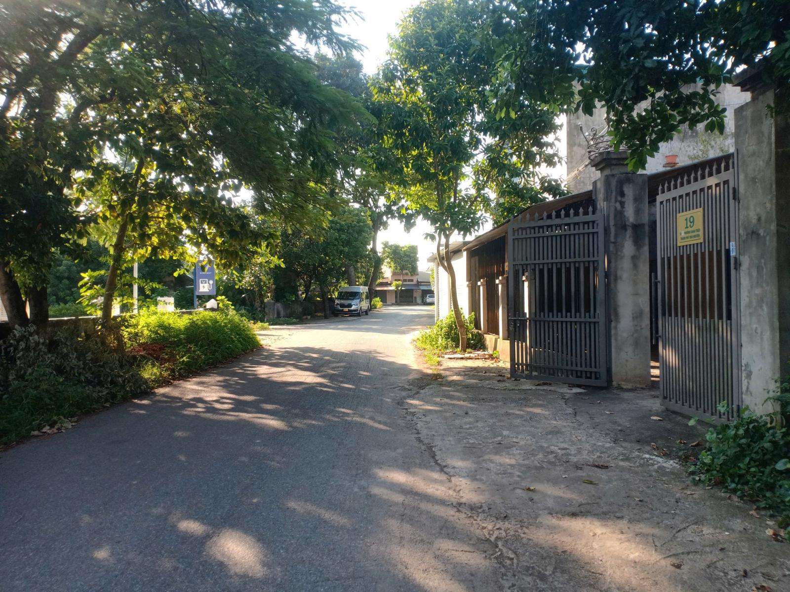 Cần bán căn nhà  có diện tích 490m2 (Mặt tiền 21.55m)Tại Cửa Ga Quán Triều. 16013258