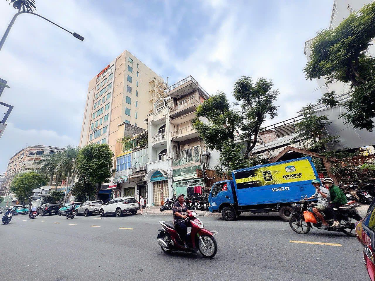 BÁN NHÀ 4 TẦNG MẶT TIỀN KD Đ.NGUYỄN THIỆN THUẬT, QUẬN 3 - DT KHỦNG 94M2 - VỊ TRÍ VIP NHẤT TẠI CUNG 16013290