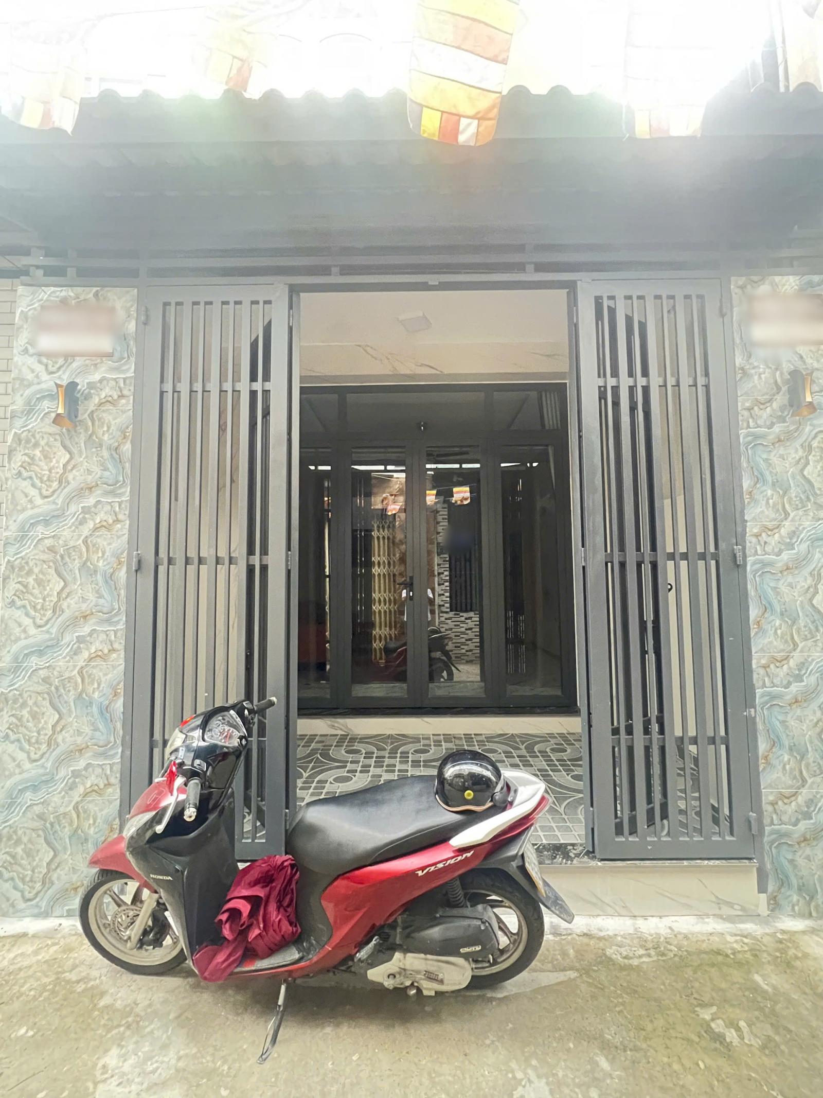 Nhà mới 4 tầng (4x14.5m) hẻm 154 Âu Dương Lân P.Chánh Hưng P3Q8 16013297