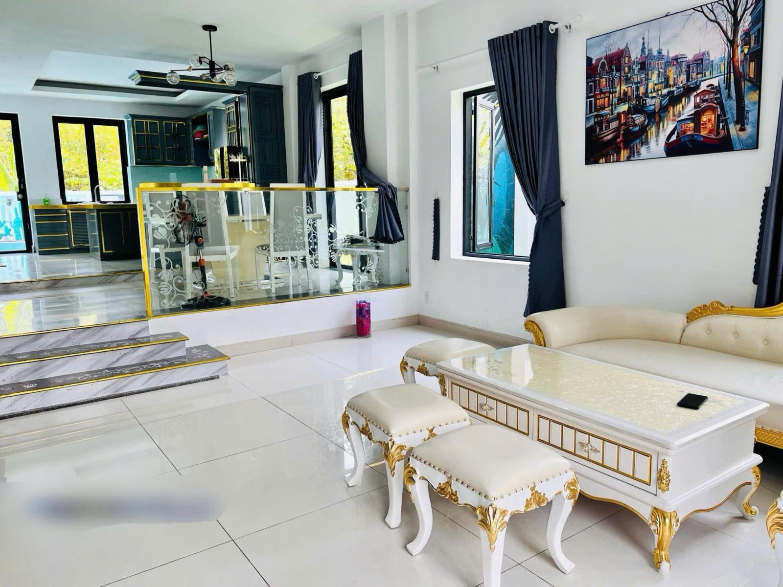 Cho thuê Biệt Thự 5 tầng 250m2 đường Lê Thị Kỉnh Phước Kiển Nhà Bè. Giá 40triệu 16013302