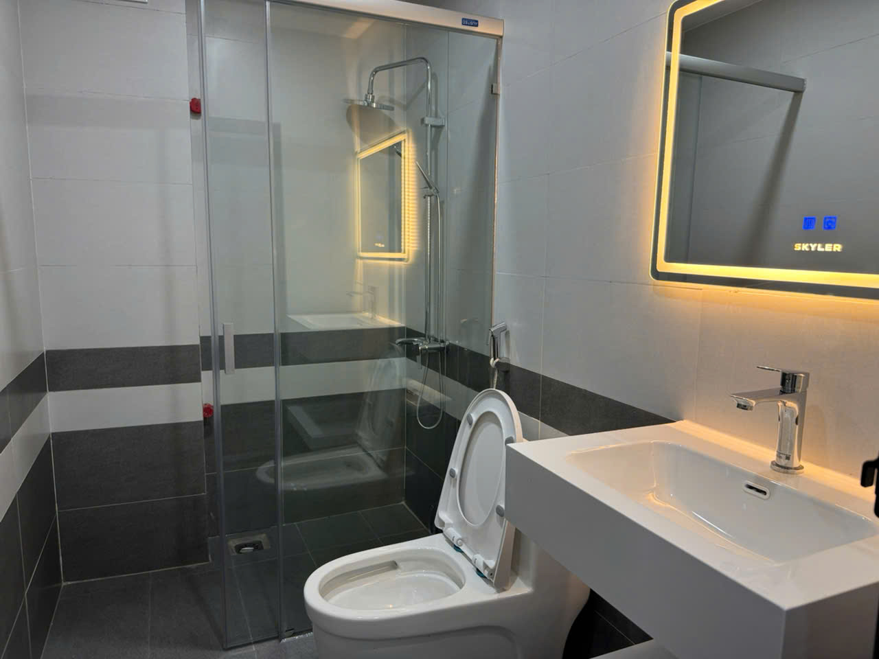 GIÁ TỐT - CHÍNH CHỦ BÁN NHÀ 5 TẦNG THANG MÁY TẠI PHƯỜNG VẠN PHÚC, QUẬN HÀ ĐÔNG, HÀ NỘI 16013324