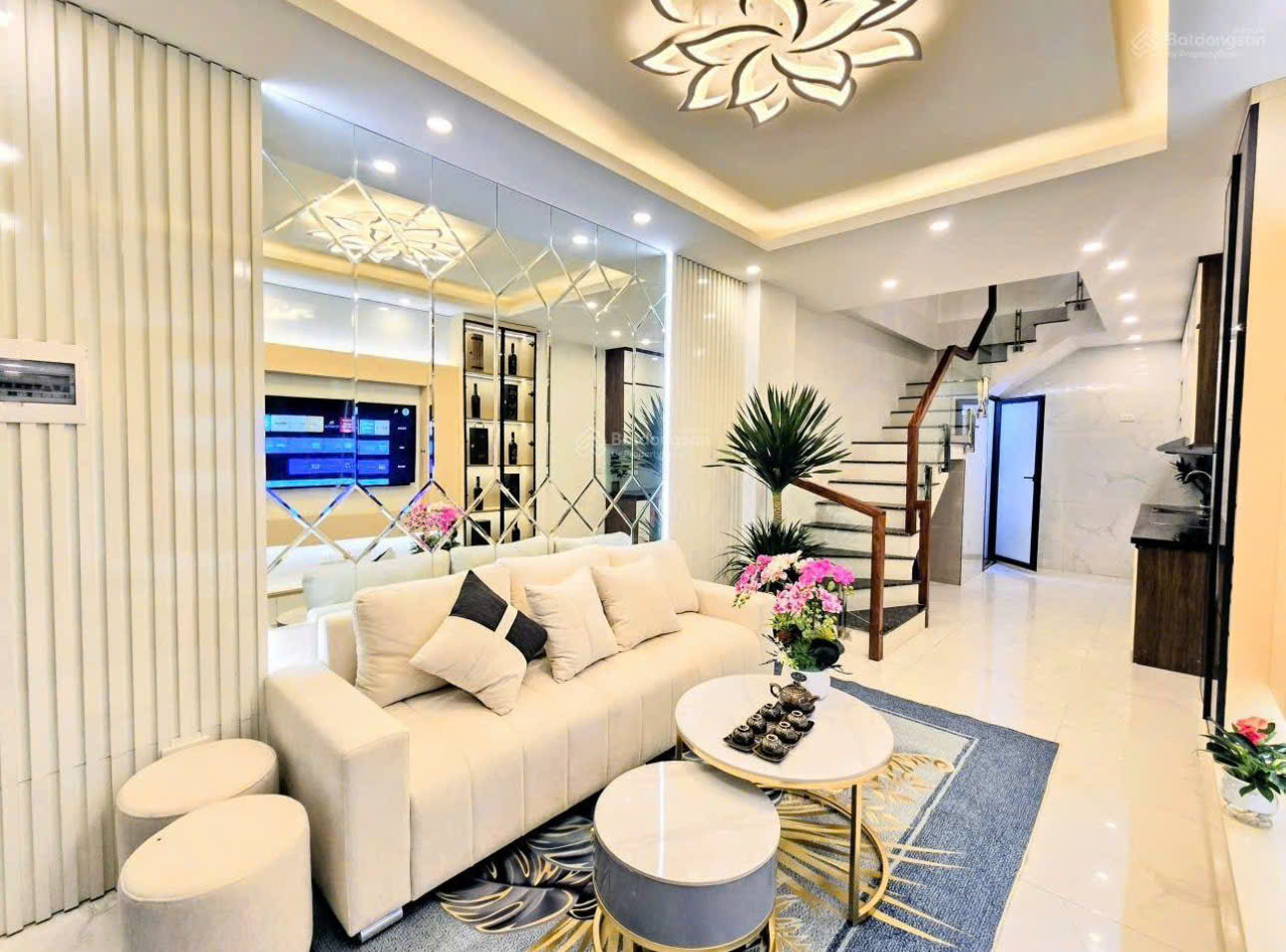 CHO THUÊ NHÀ RIÊNG GIÁP NHỊ – HOÀNG MAI  32M² × 5 TẦNG  3PN  4WC  15 TRIỆU/THÁNG 16013349