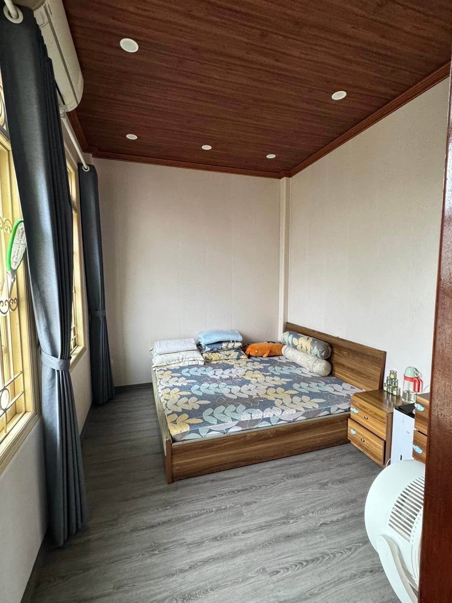 NHÀ PHỐ LA THÀNH – 56 M² – MT 4,2M – 4 TẦNG – GẦN PHỐ – NGÕ THÔNG – TRUNG TÂM BA ĐÌNH 16013374
