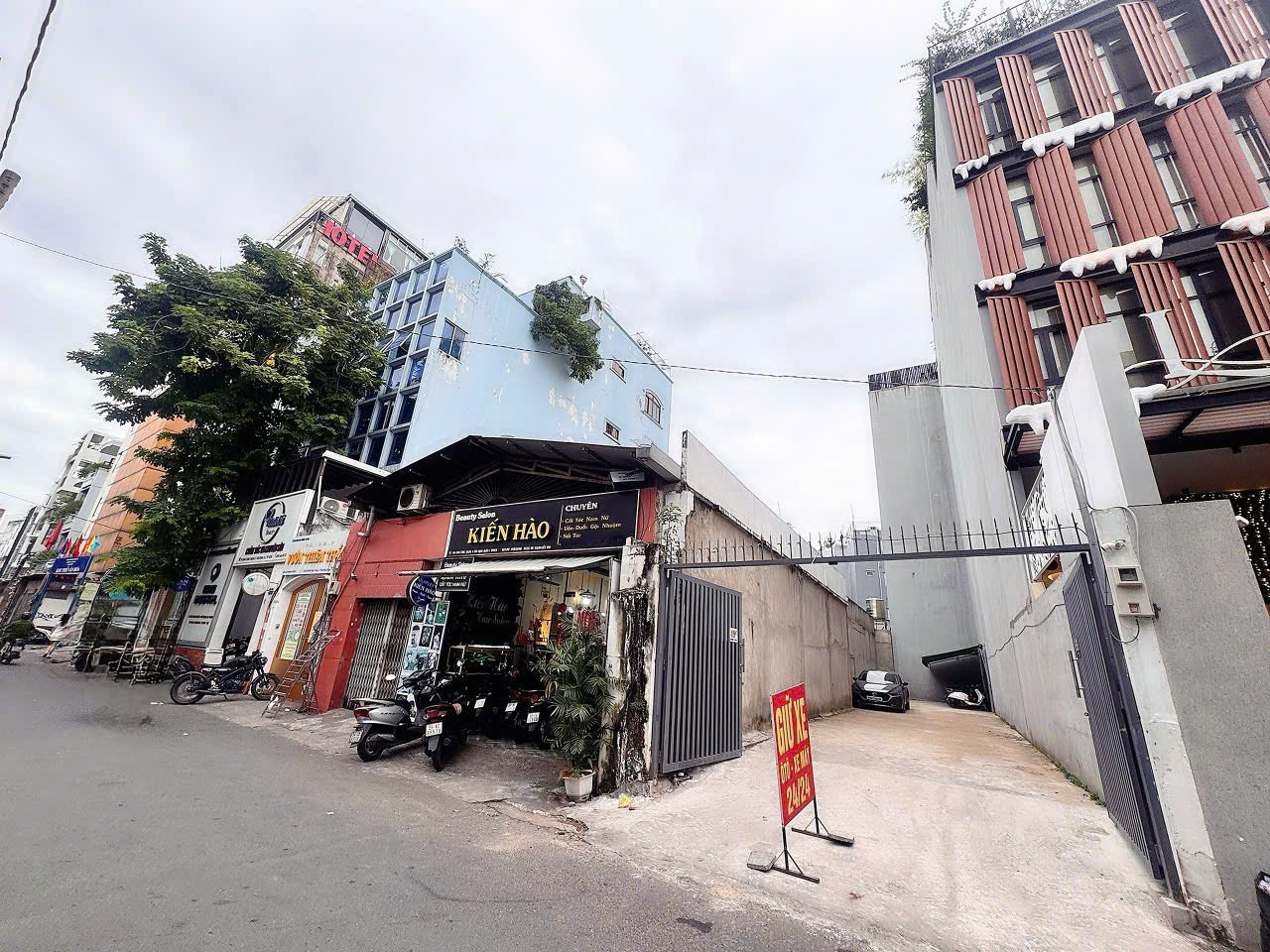 BÁN QUỸ ĐẤT KHAN HIẾM MẶT TIỀN KINH DOANH Đ.ĐINH CÔNG TRÁNG, QUẬN 1- DT 148M2 NGANG 5,4M*30M- NGAY 16013383