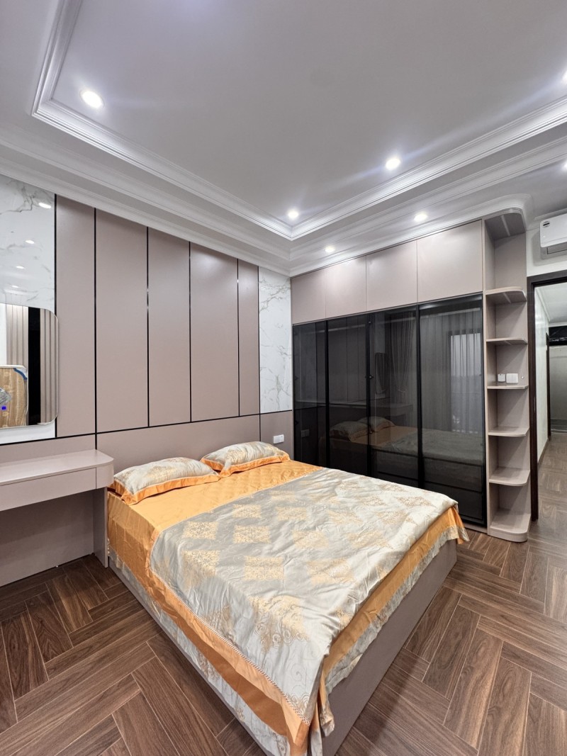 Bán nhà mặt phố Hồng Tiến,Long Biên 7 tầng,45m,mt4.3m vỉa hè,kinh doanh nhỉnh 24 tỷ  16013419