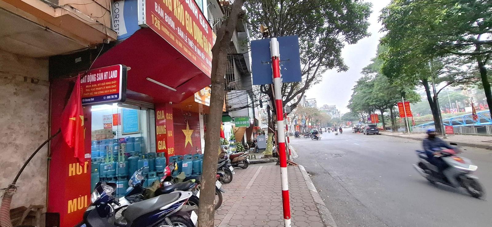 Bán Nhà Mặt Phố Khương Đình. Thanh Xuân. Ô Tô. Vỉa Hè. DT 31m2. MT 3.5m. Giá 17.4 Tỷ. 16013433