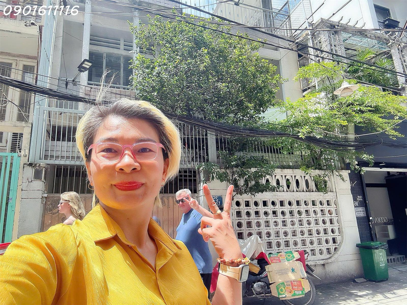 BÁN NHÀ 3 TẦNG 1 ĐỜI CHỦ - NGANG LỚN 7M*19M - XE HƠI NGỦ TRONG NHÀ Đ.TÔN THẤT TÙNG, QUẬN 1 * LIÊN 16013457