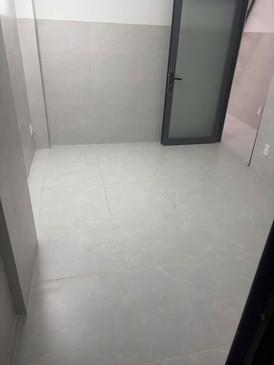 CHO THUÊ PHÒNG TRỌ GÁC LỬNG + NỘI THẤT MỚI 100%– KHU GIGAMALL, ĐH LUẬT, HUTECH, NGOẠI THƯƠNG 16013482