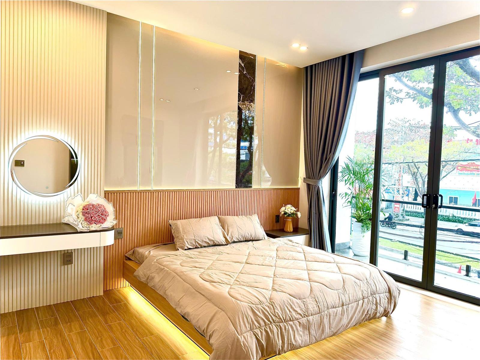 Siêu phẩm 3 tầng 3 mê đường Nguyễn Hữu Thọ - Hải Châu -Tp ĐN 16013487