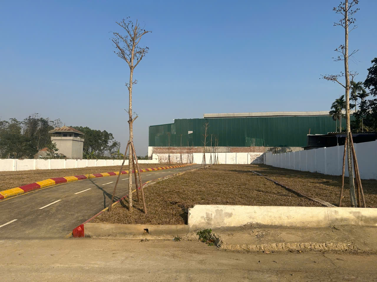CHÍNH CHỦ CẦN BÁN MẢNH ĐẤT 2 MẶT TIỀN TẠI PHÚ MÃN – QUỐC OAI – HÀ NỘI 16013545