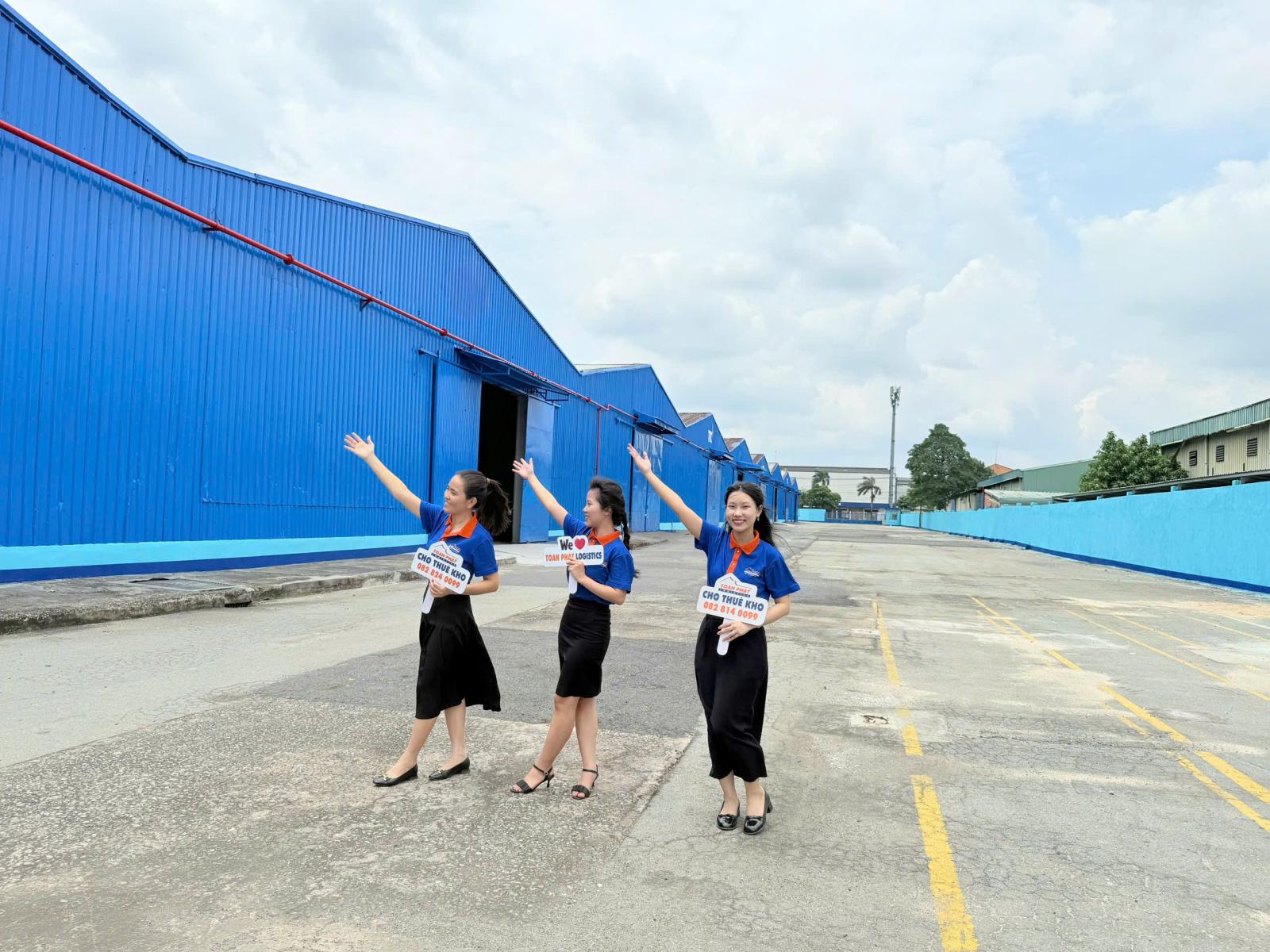 🏢 TOÀN PHÁT LOGISTICS

Dịch vụ cho thuê kho & giải pháp lưu trữ 16013546