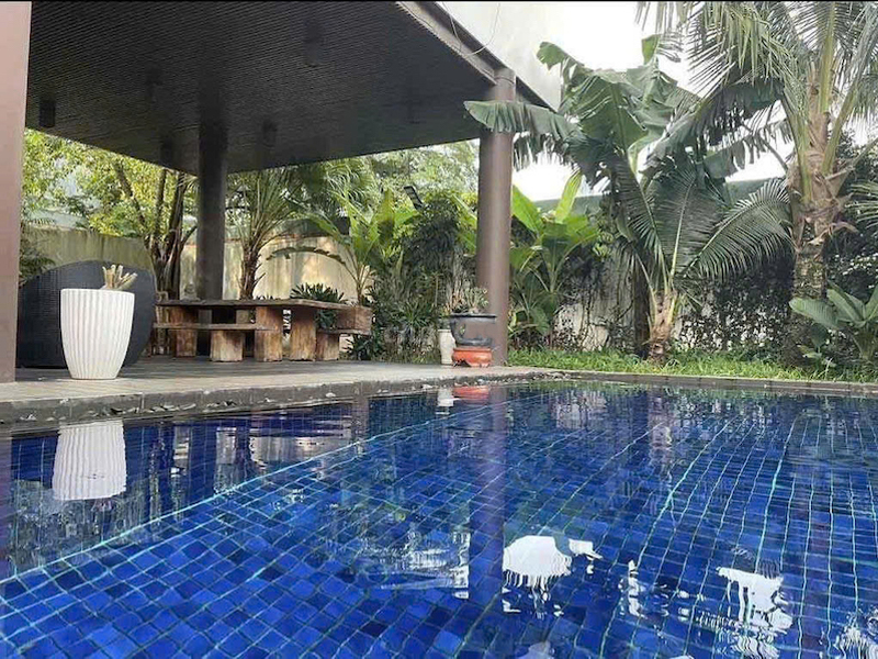 Bán biệt thự Thân Văn Nhiếp, 330m², hồ bơi riêng, 3 tầng, giá 68 tỷ 16013551