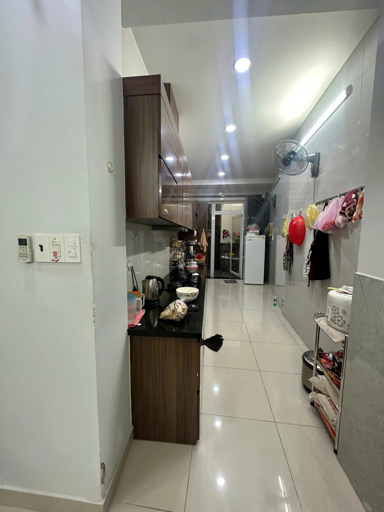 Bán nhà Phố Trung tâm Phú Nhuận, Đường Huỳnh Văn Bánh - 2 tầng BTCT 3PN 3WC - 80m² - chính chủ 16013553