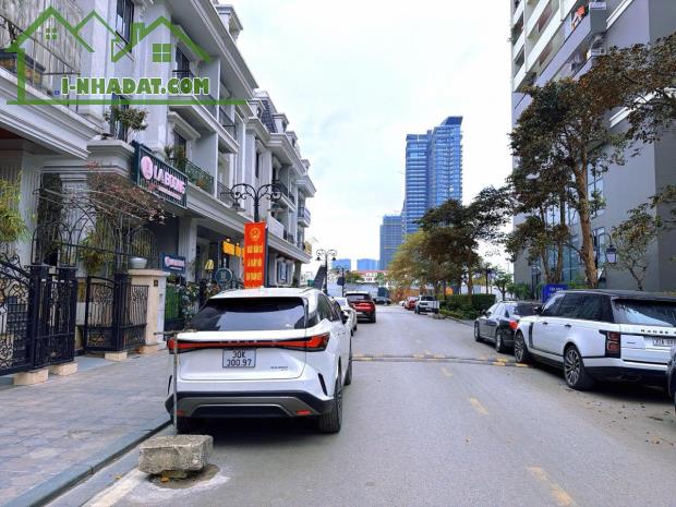 Bán biệt thự, liền kề shophouse Ciputra 150m2, mt 7,5m x 4 tâng nổi + 1 hầm giá 58,5tỷ 16013562