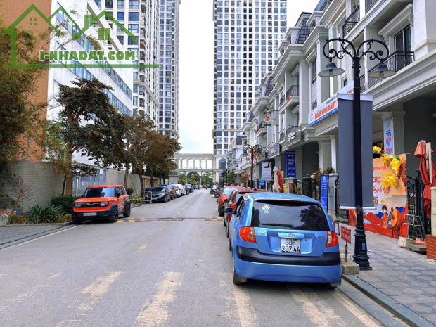 Bán biệt thự, liền kề shophouse Ciputra 150m2, mt 7,5m x 4 tâng nổi + 1 hầm giá 58,5tỷ 16013569