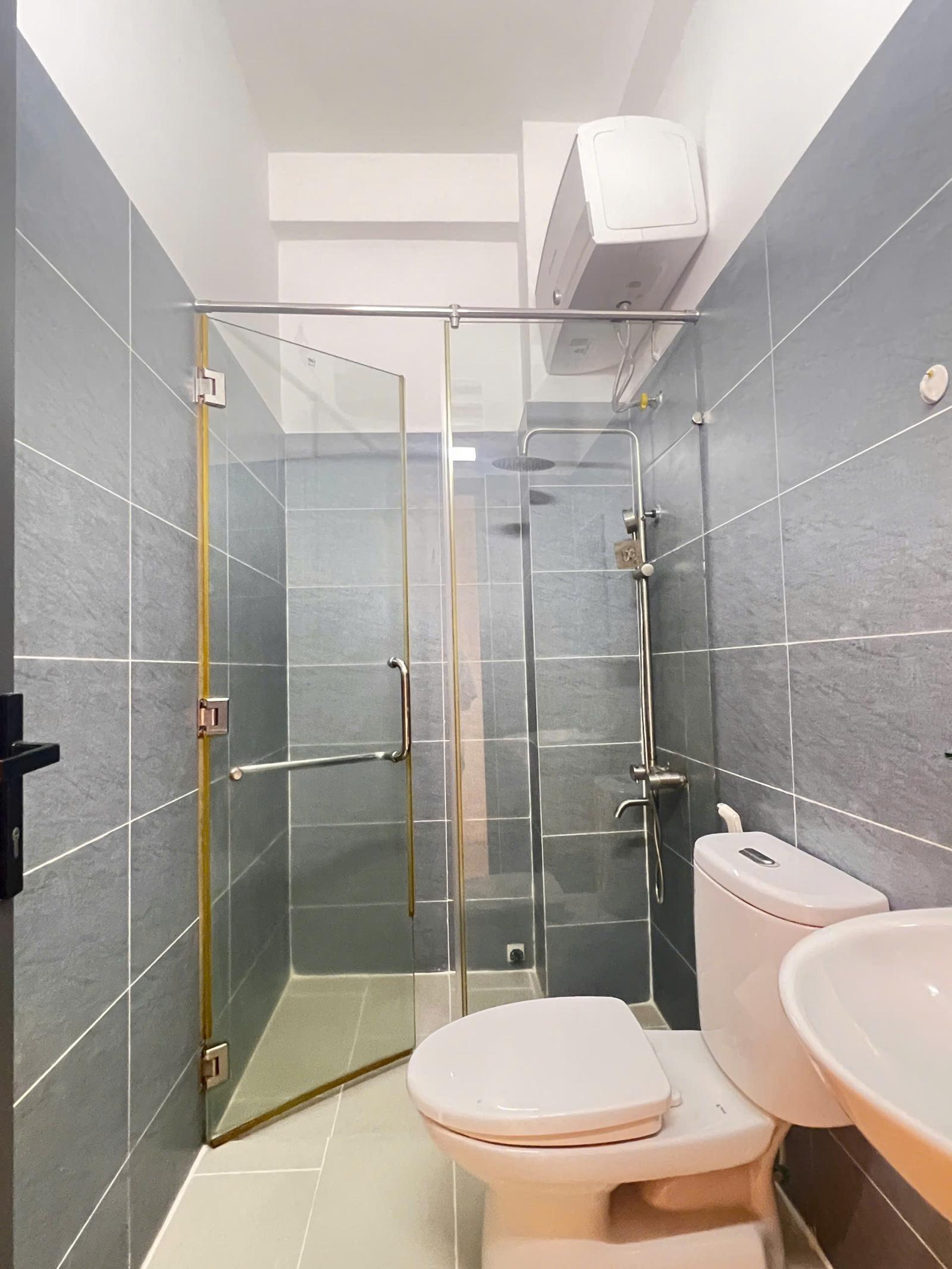 Nhà mới 4 tầng hẻm 154 đường Âu Dương Lân P. Chánh Hưng. Giá 7,5 tỷ TL 16013579