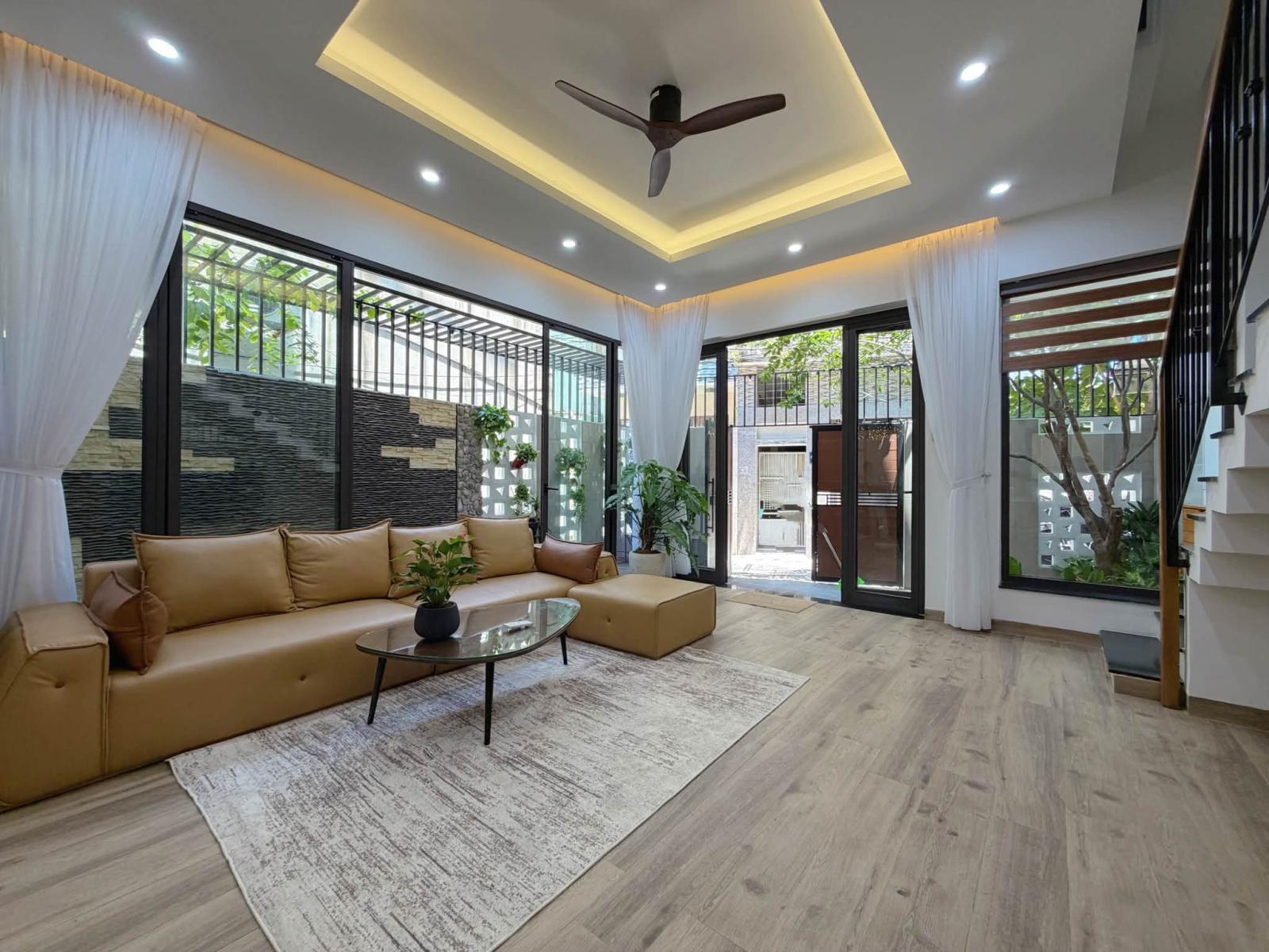 # Nhà kiểu Biệt Thự mini gần Bờ Như Nguyệt, 2 mặt thoáng, 80m2m2, ngang 6.5m, 3 tầng, 7.xx tỷ 16013640