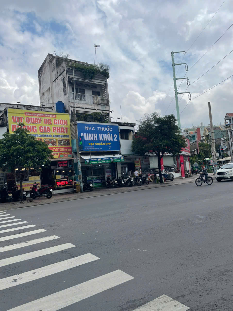 CHÍNH CHỦ CẦN SANG NHÀ THUỐC ĐANG HOẠT ĐỘNG BÌNH THƯỜNG TẠI QUẬN 11 GẦN CHỢ 16013642