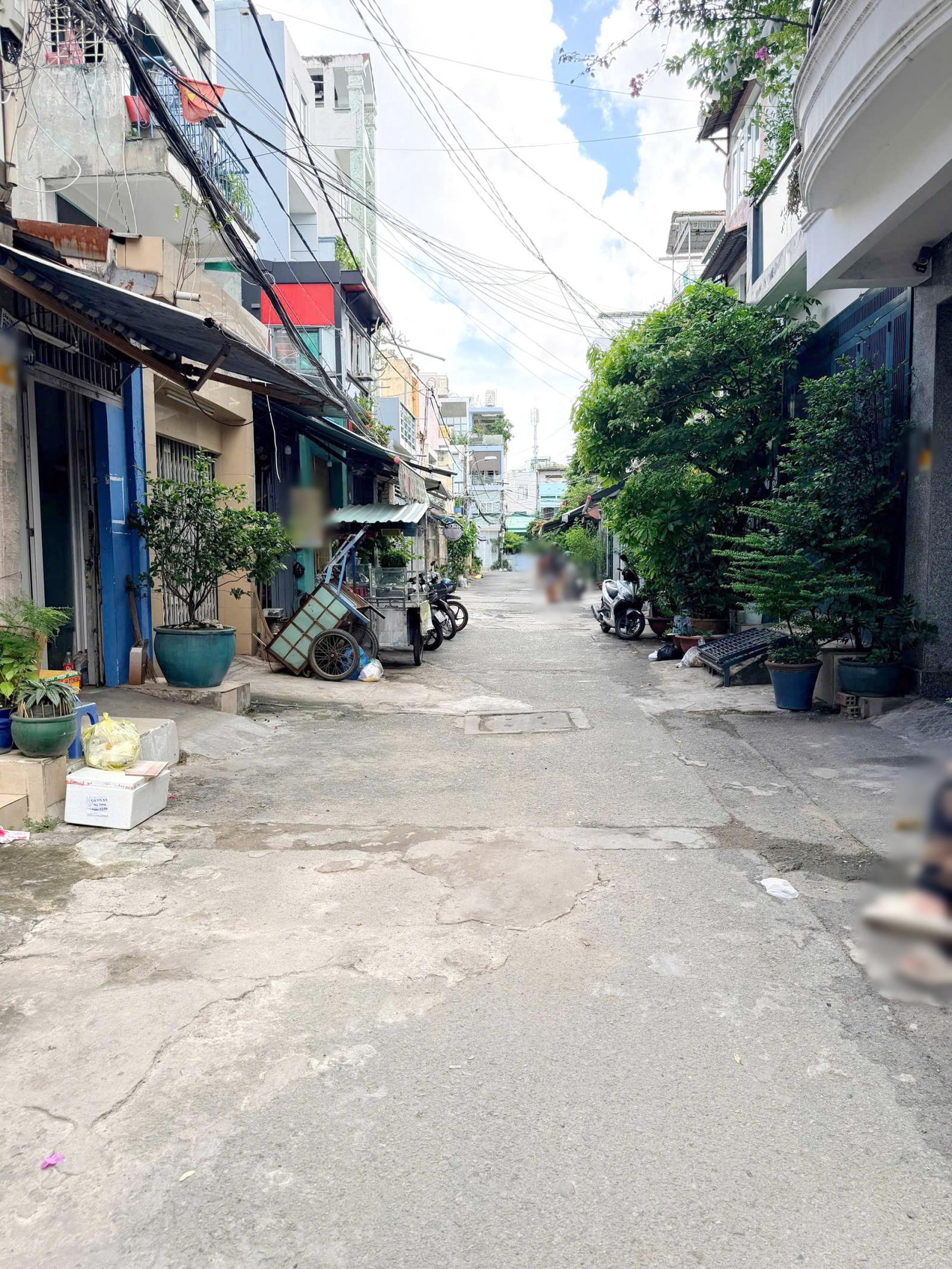 Nhà đường nội bộ 8m oto qua lại Hưng Phú P9Q8 P.Chánh Hưng 16013646