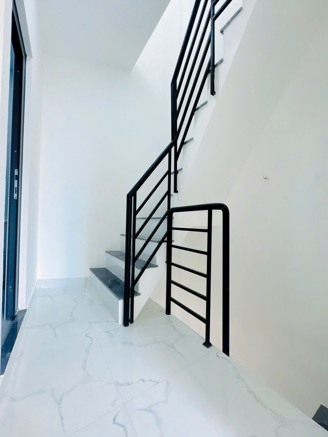 Nhà mới 3PN hẻm 154 Âu Dương Lân P3Q8 P.Chánh Hưng 16013659