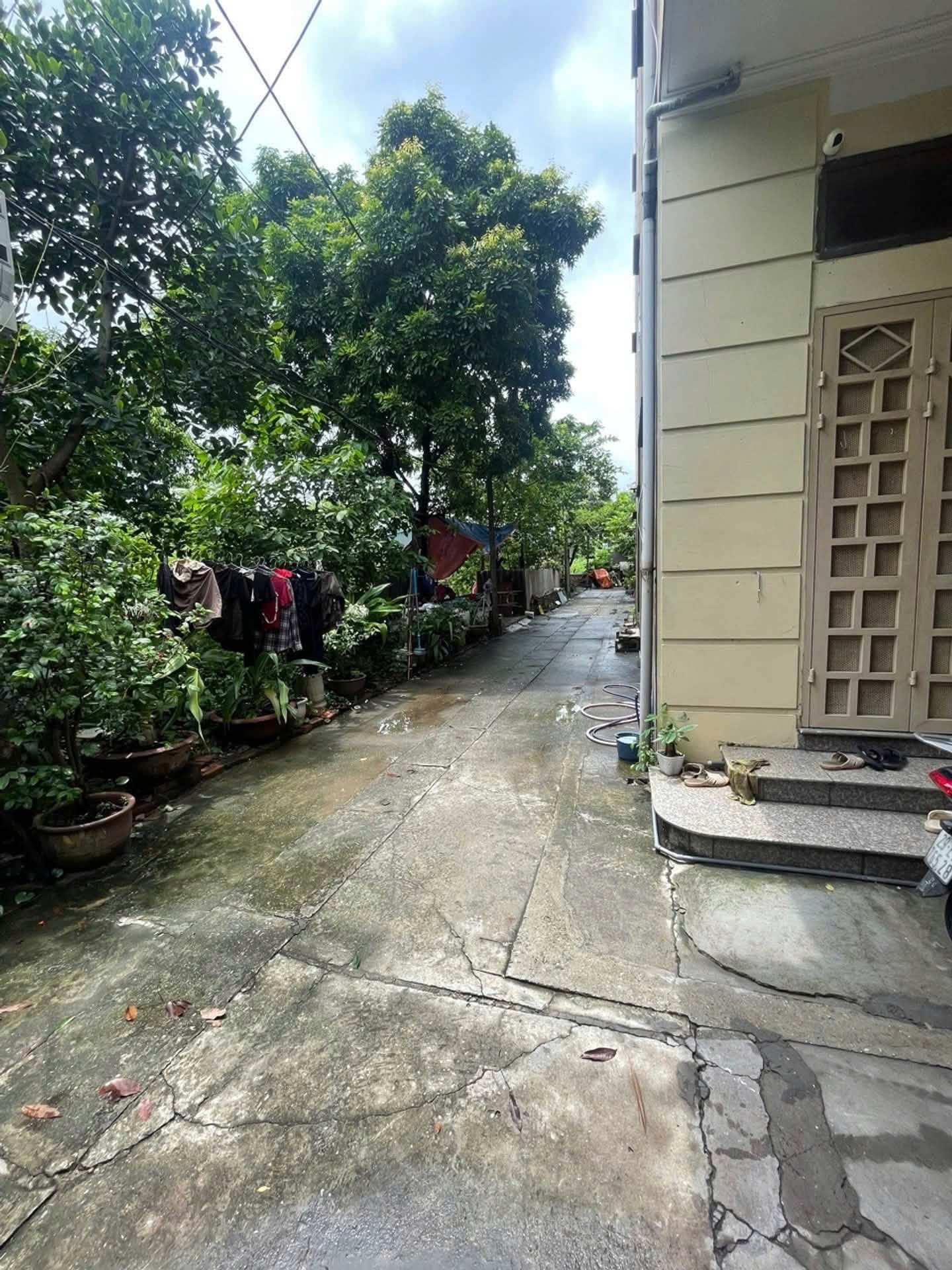 Bán đất Ngọc Thụy - Long Biên, lô góc 2 mặt tiền, ô tô đỗ cửa, 76,5m2, sổ đỏ chính chủ 16013670