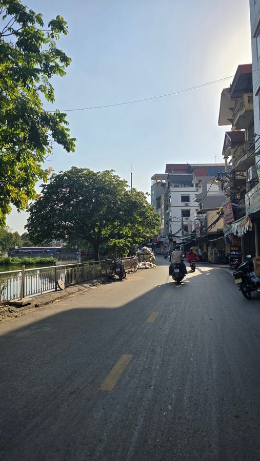 Bán Nhà Mặt Phố Đại Từ. Hoàng Mai. Ô Tô. DT 40m2. MT 4m. 5 Tầng. Giá 18.9 Tỷ. 16013772