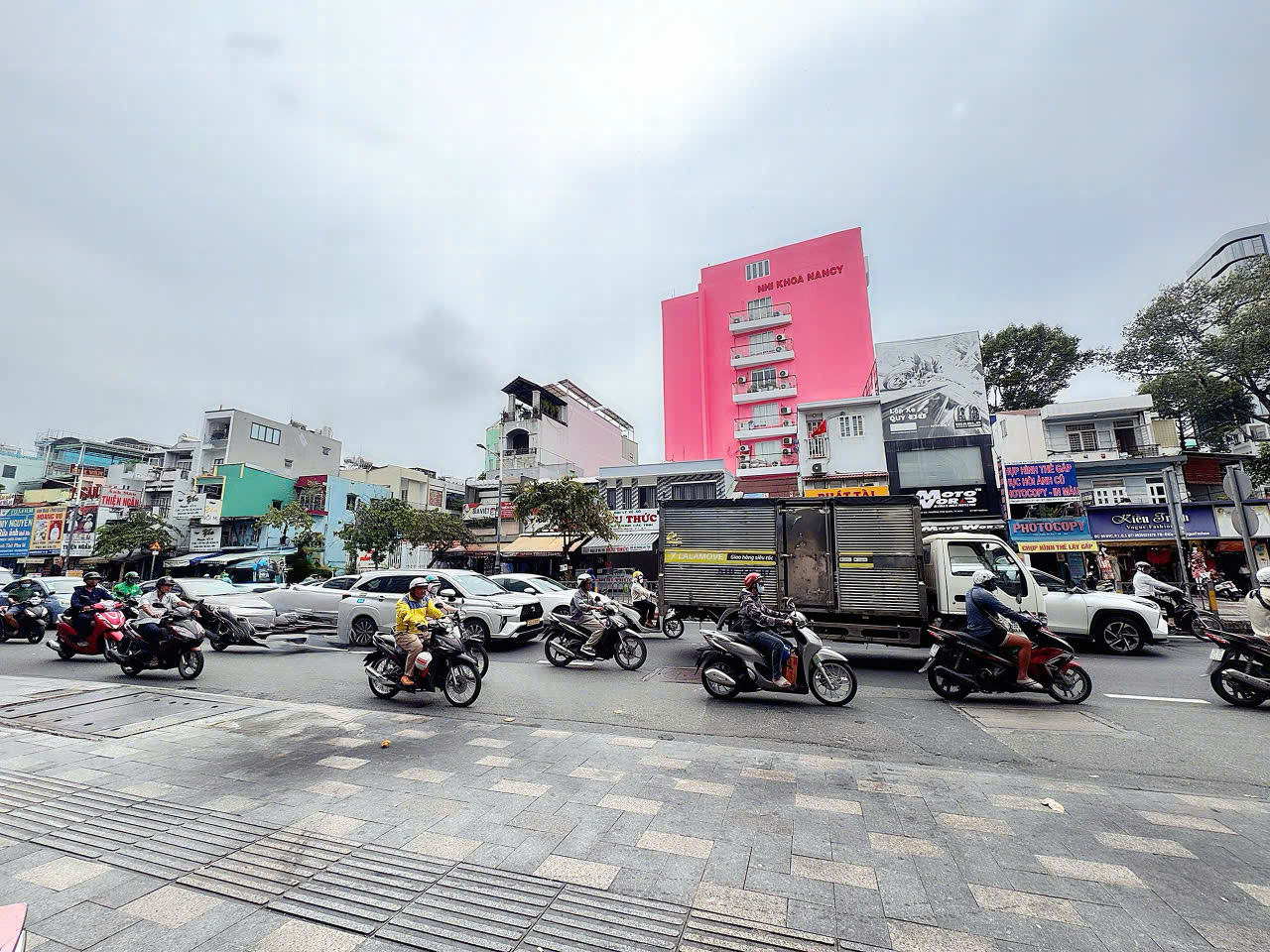DUY NHẤT NHÀ BÁN - MẶT TIỀN 40M Đ. NGUYỄN VĂN CỪ NGAY GÓC TRẦN HƯNG ĐẠO QUẬN 1 - DT 145M2 - CHÍNH 16013785