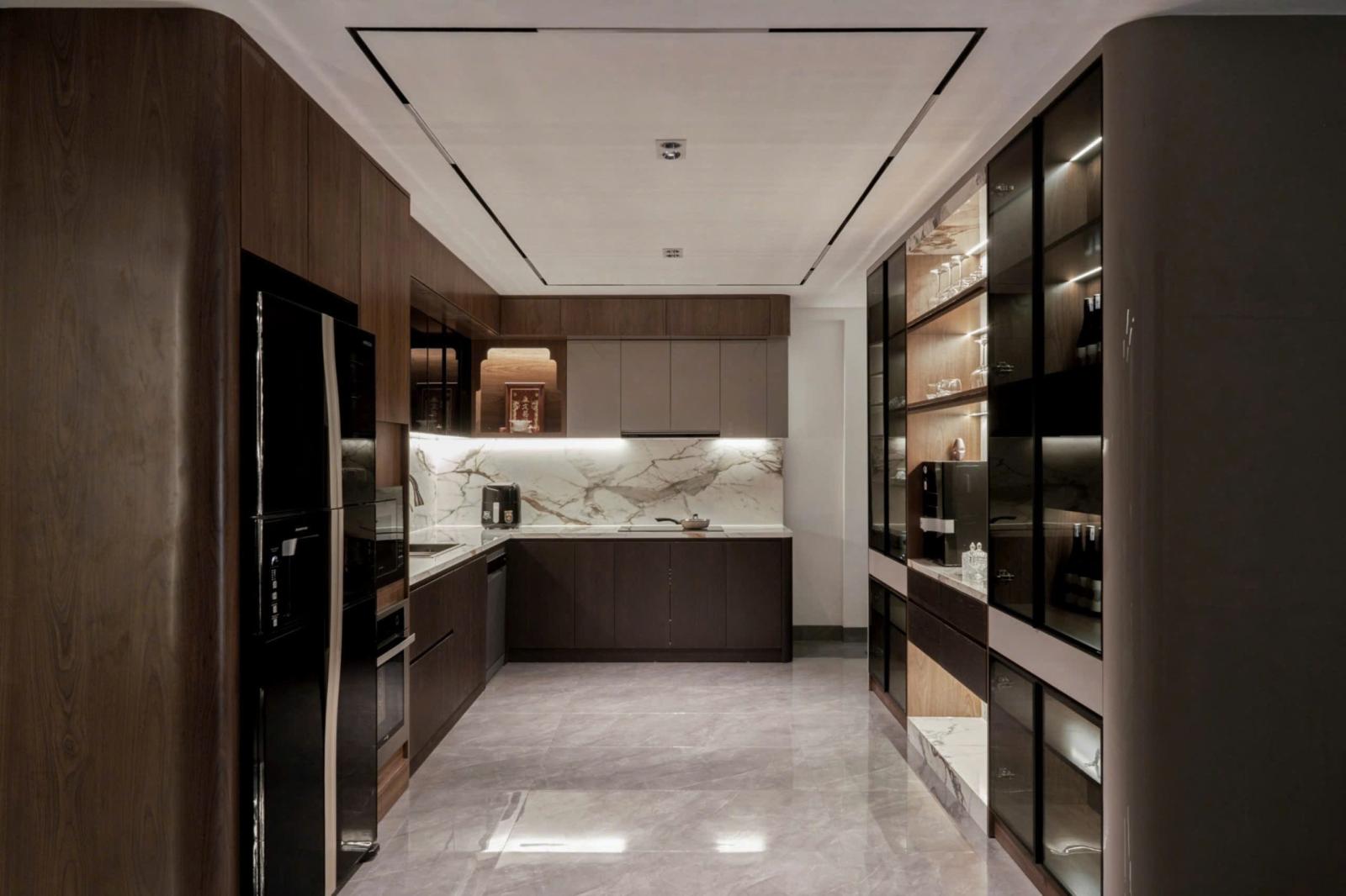 Chính chủ bán Sky Villa Diamond Alnata - Celadon City 208m2, gara 2 ô tô, full nội thất 16013814