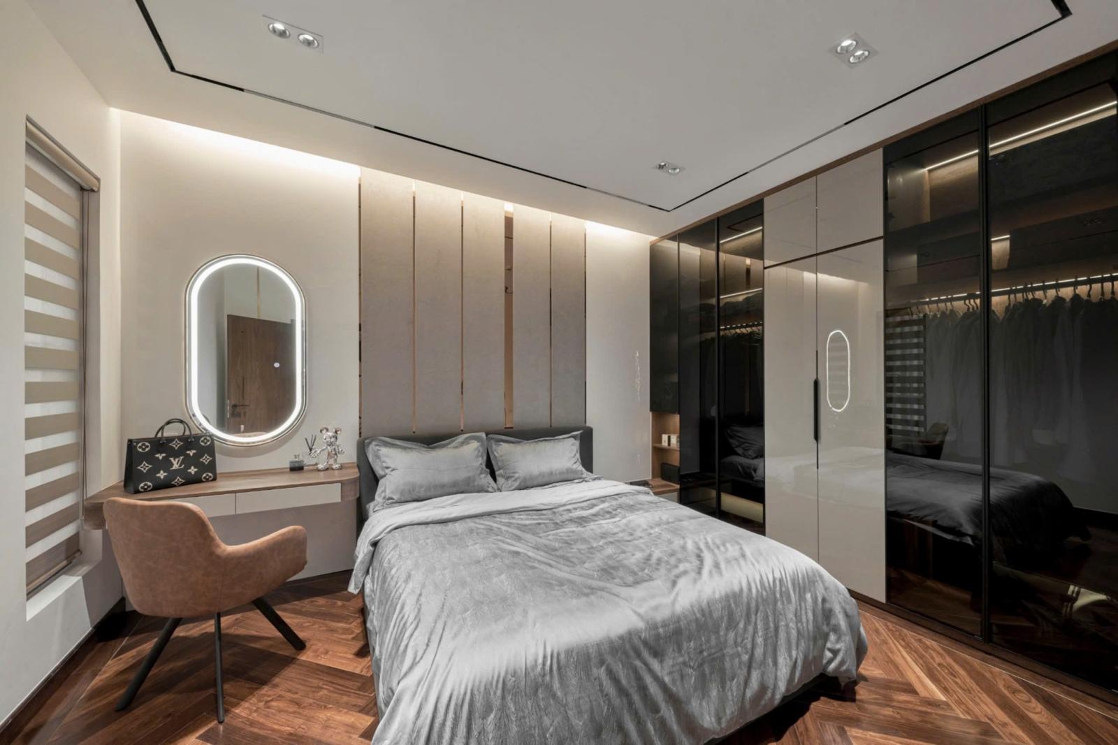 Chính chủ bán Sky Villa Diamond Alnata - Celadon City 208m2, gara 2 ô tô, full nội thất 16013814
