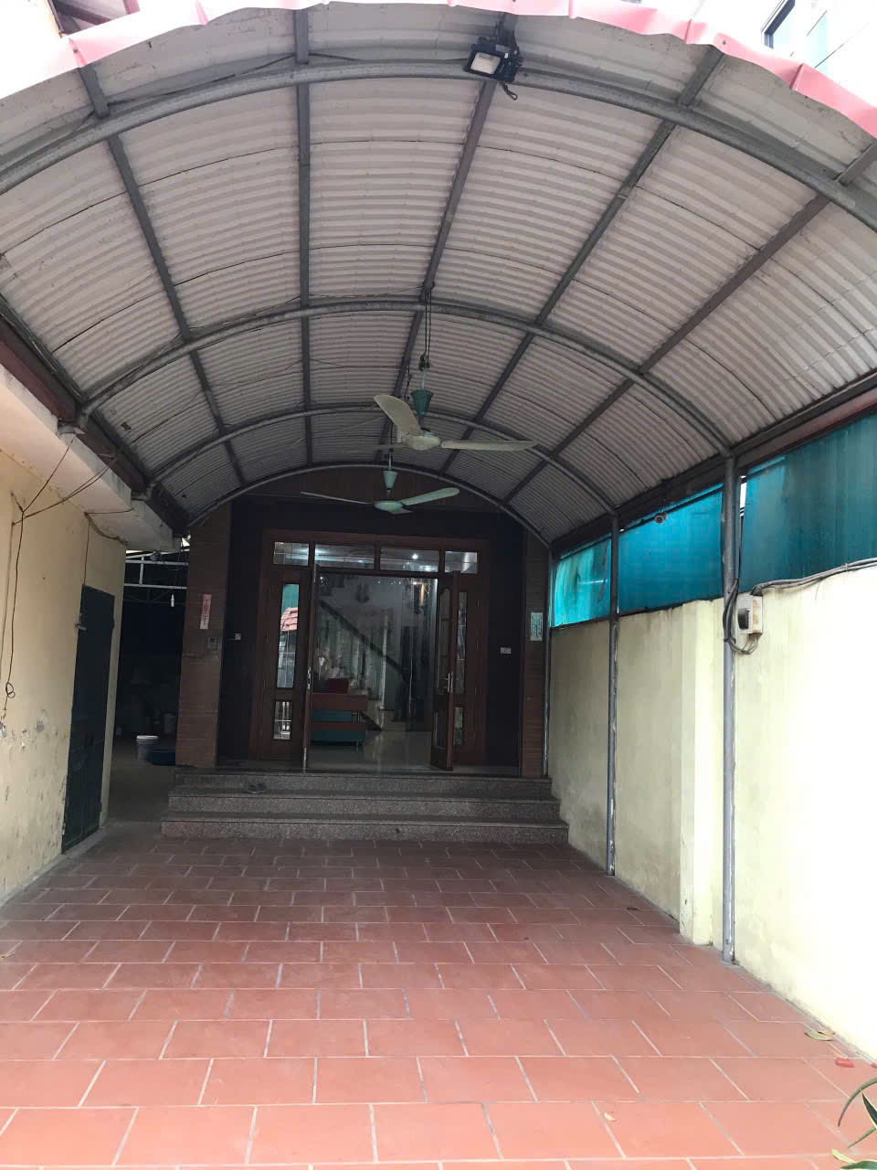 CHO THUÊ NHÀ 3 TẦNG – MẶT ĐƯỜNG RỘNG TẠI THIÊN LỘC-HÀ NỘI 16013841