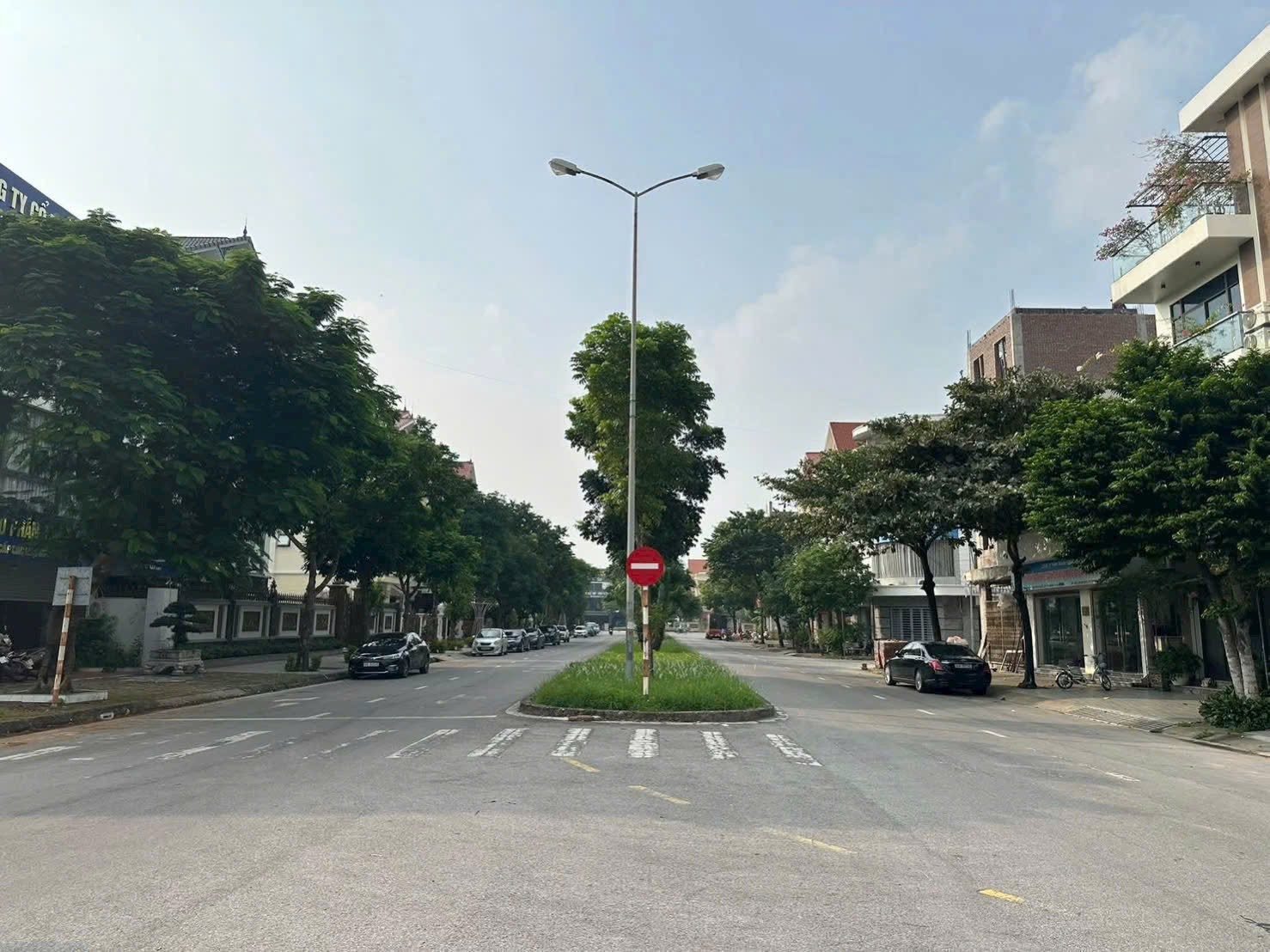 Bán đất mặt đường Hoàng Quốc Việt, ph Thanh Bình, TP HD, 65m2, mt 5m, đường KD buôn bán, giá tốt 16013852
