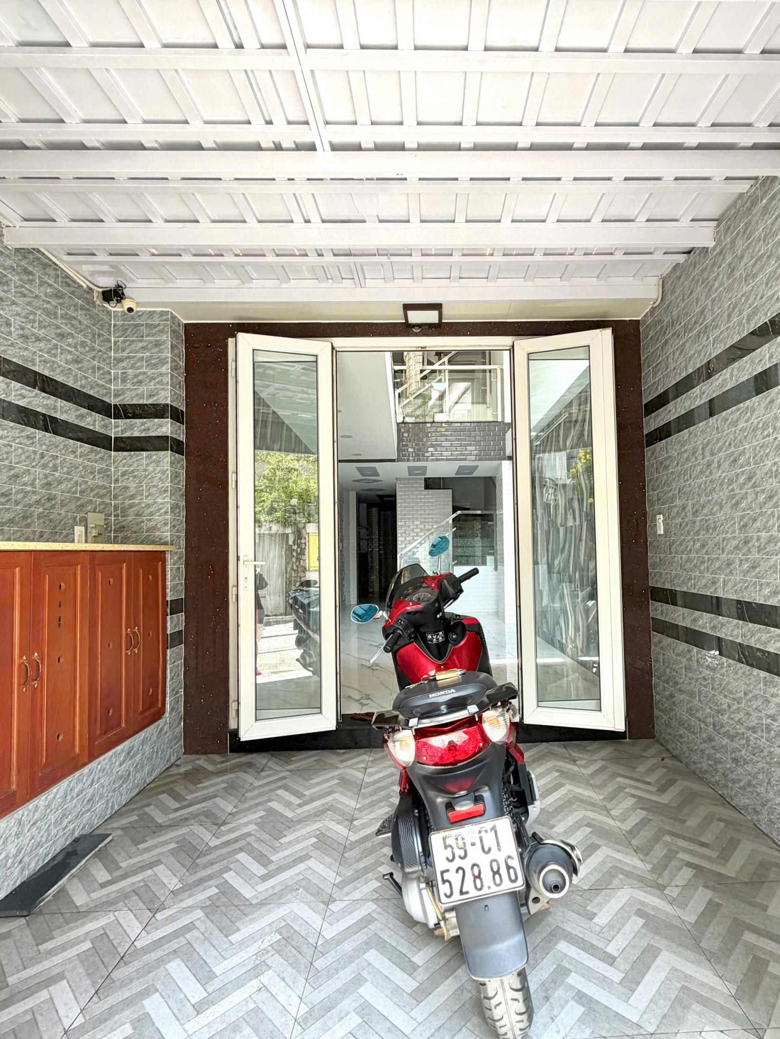 NHÀ ĐẸP – GIÁ TỐT – CẦN BÁN NHANH NHÀ 211/25 ĐƯỜNG Hoàng Hoa Thám, Phường 5, Quận Phú Nhuận, TP.HCM 16013886