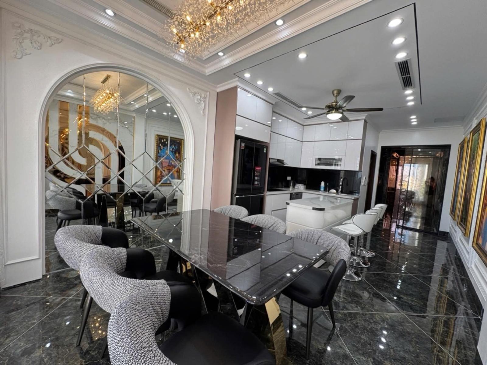 mặt phố Hồng Tiến, 7 tầng thang máy, gần bệnh viện Tâm Anh - cầu Trần Hưng Đạo 16013887