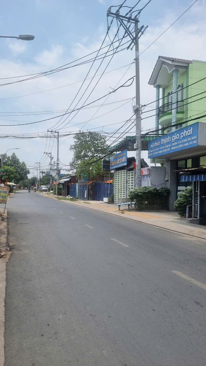 HÀNG HIẾM TÂN XUÂN – 1.400M² MẶT TIỀN ĐƯỜNG NHỰA – 720M² THỔ CƯ 16013889
