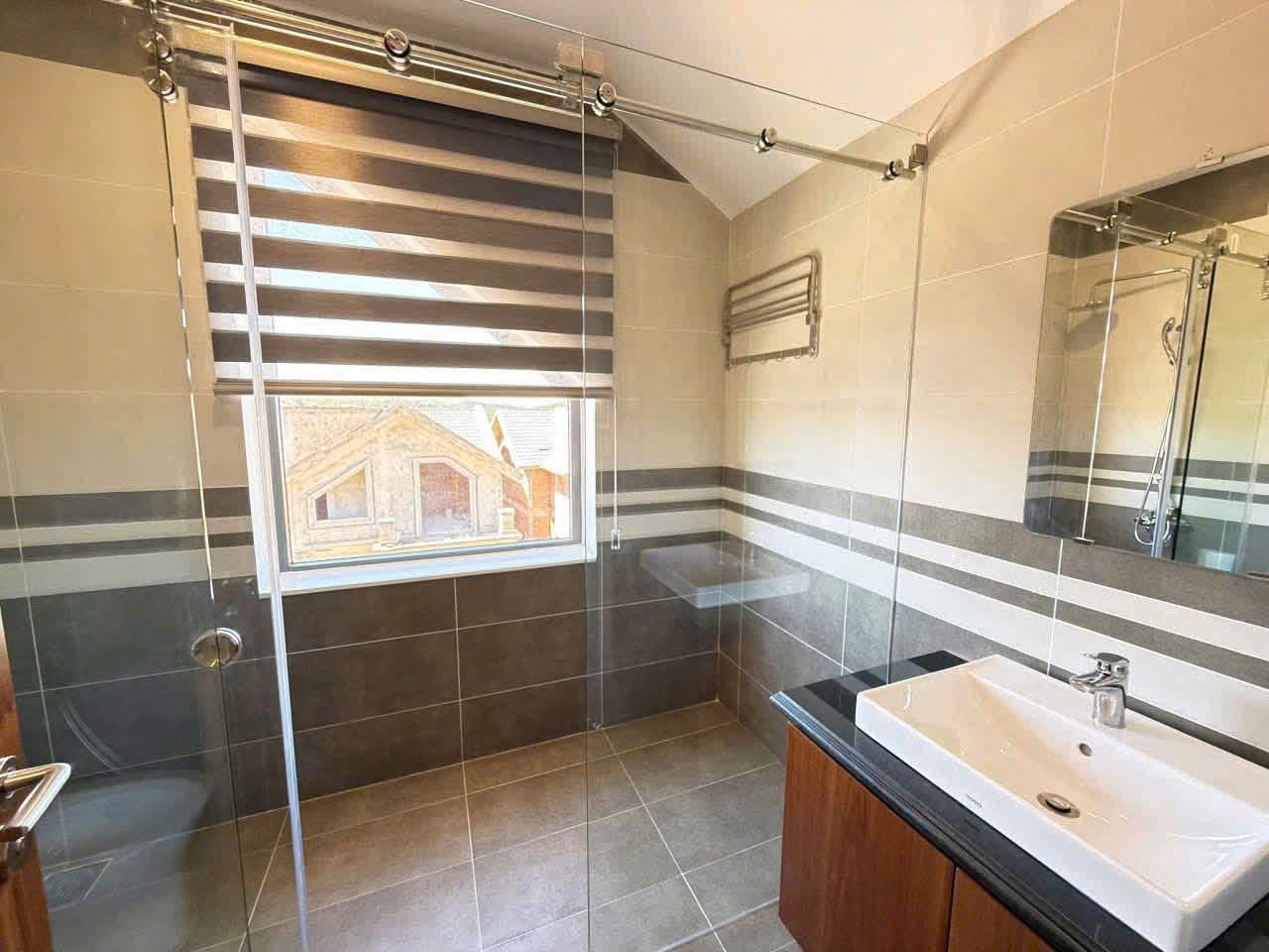 Cho thuê villa 10 phòng căn góc Măng Lin phường Langbiang giá 25 triệu tại Đà Lạt Lâm Đồng 16013897