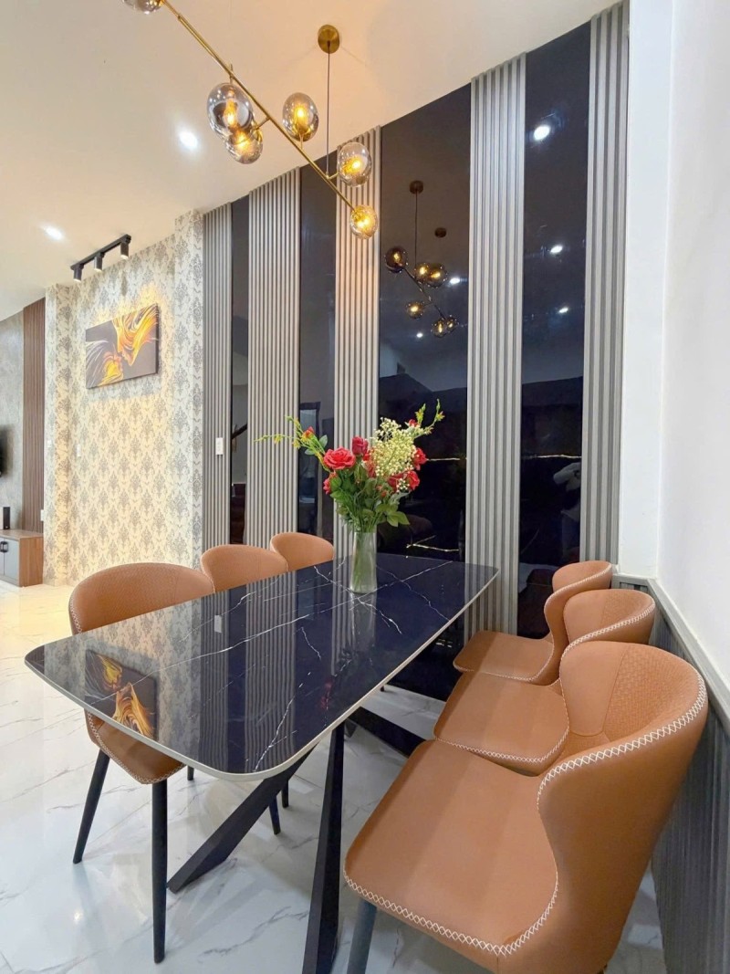 ♥ Nhà Kiệt Núi Thành ngay Quảng Trường, 50m2, 3 tầng còn mới, 4.xx tỷ 16014020