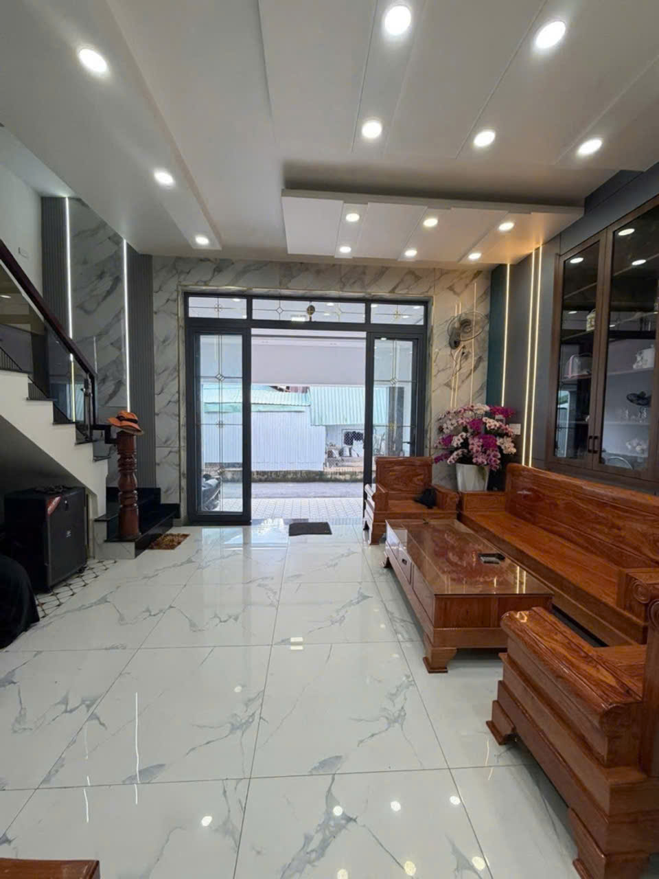 NHÀ TRỤC NGUYỄN DU 107M² FULL THỔ – NGANG 6,6M – 1 TRỆT 2 LẦU – HXH – NGAY TRUNG TÂM DĨ AN | CHỈ HƠN 5 TỶ
 16014037