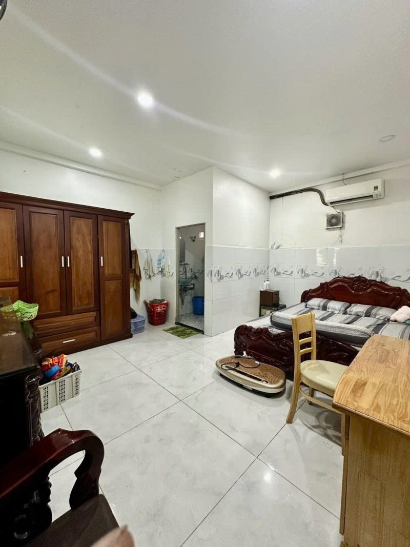 Bán nhà 2 Mặt tiền Lê Cảnh Tuân - giao Nguyễn Sơn, 5,1x18m, 2 Tầng - 3PN, chỉ 11,9 Tỷ 16014052
