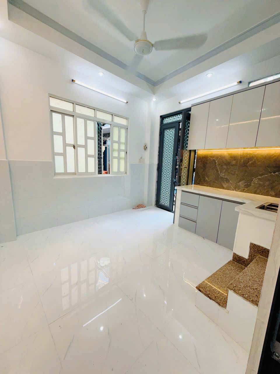 Nhà 3 tầng hẻm thông đường Ba Đình P8Q8 cũ (P. Chánh Hưng). Giá 2,58 tỷ TL 16014076