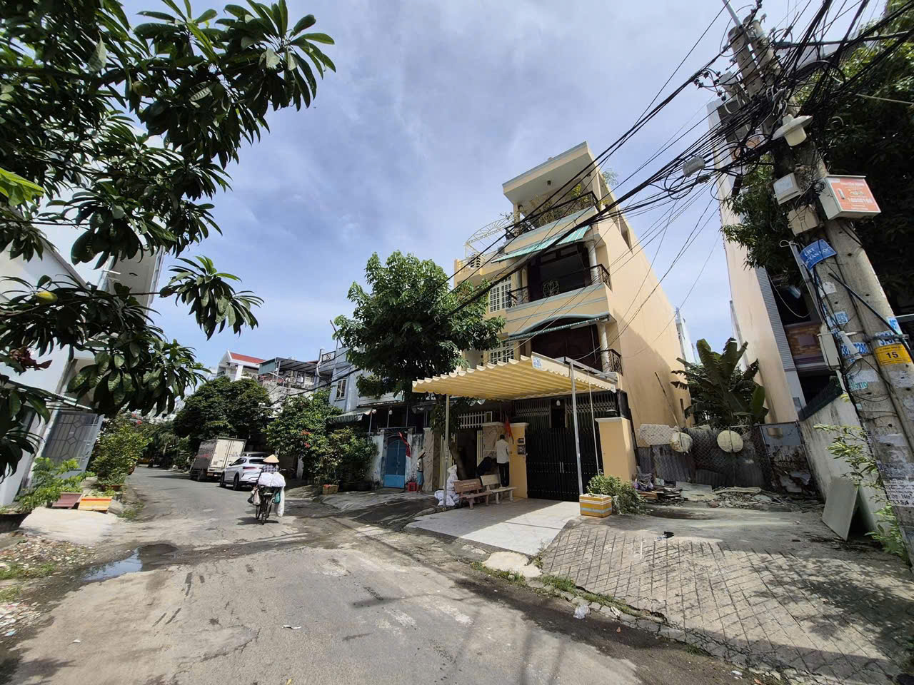 Bán Đất - hẻm 10m Lý Thánh Tông - giao Lũy Bán Bích, 4x22m, Sổ A4, GPXD 6 Tầng, hạ 8,9 Tỷ. 16014077