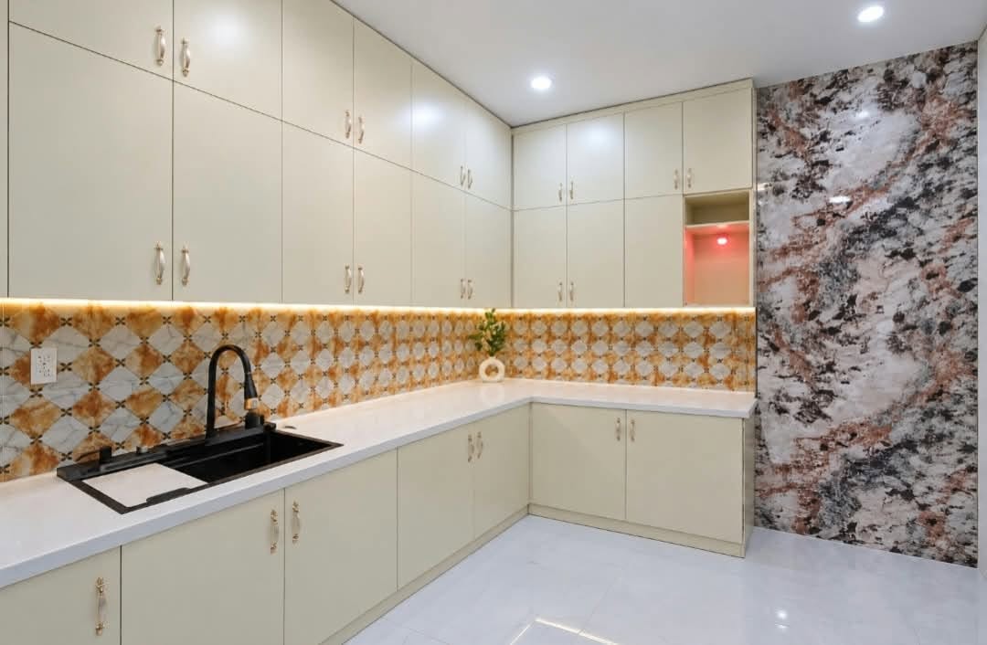 NHỈNH 5 TỶ NHÀ CĂN GÓC CẠNH TRƯỜNG MẦM NON VIỆT NHI - GẦN BÁCH HOÁ XANH ÂU DƯƠNG LÂN Q8.
 16014081