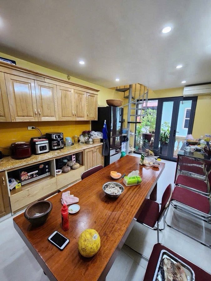 Bán Nhà Trung Liệt. Đống Đa. DT 50m2. MT 3.3m. 5 Tầng. Giá 9.5 Tỷ. 16014166