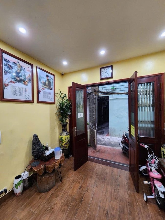 Bán Nhà Trung Liệt. Đống Đa. DT 50m2. MT 3.3m. 5 Tầng. Giá 9.5 Tỷ. 16014166