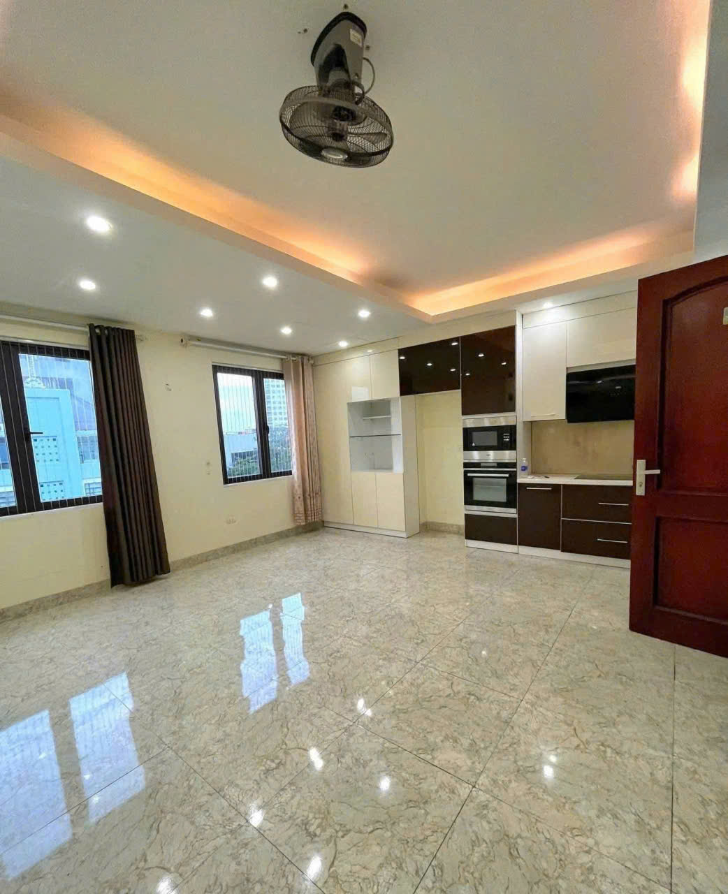CHO THUÊ NHÀ NGÕ 1XX TRƯỜNG CHINH – ĐỐNG ĐA  45M² × 7 TẦNG  MT 6M  THANG MÁY  28 TRIỆU/THÁNG 16014169