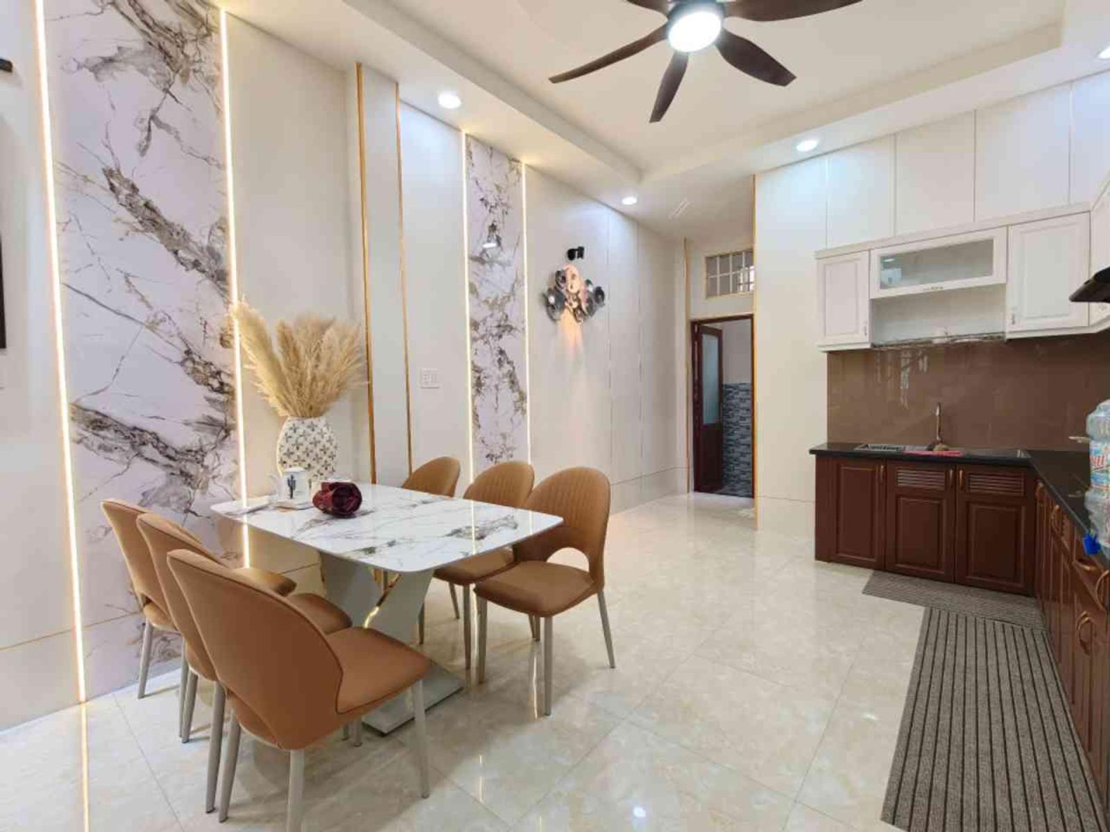 NHÀ MỚI ĐẸP – VƯỜN LÀI – HẺM Ô TÔ THÔNG 🏡

 16014211