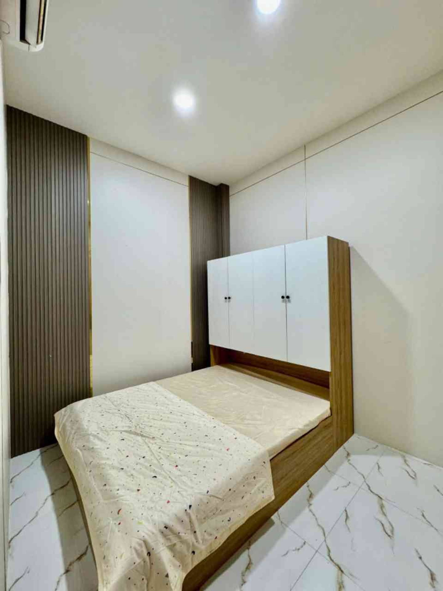NHÀ MỚI ĐẸP – VƯỜN LÀI – HẺM Ô TÔ THÔNG 🏡

 16014211