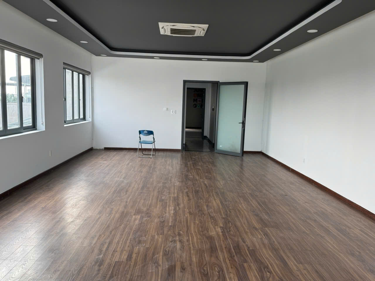 GIẢM SỐC 9 TỶ – TRỌN BỘ NHÀ + 3 LÔ ĐẤT MẶT TIỀN ẤP CHÁNH 1 – CHỈ 35,5 TỶ! 16014270