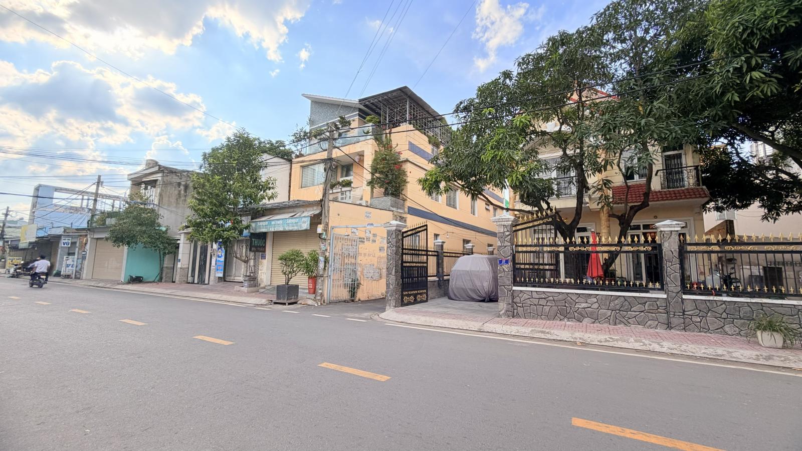 LÔ ĐẤT VUÔNG A4 HẺM Ô TÔ - NGAY CHỢ HIỆP BÌNH - 61M2 - CHÀO 6.1T 16014364